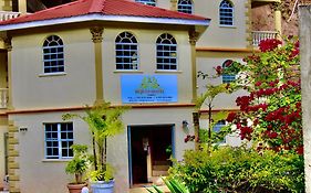 Rejens Hotel